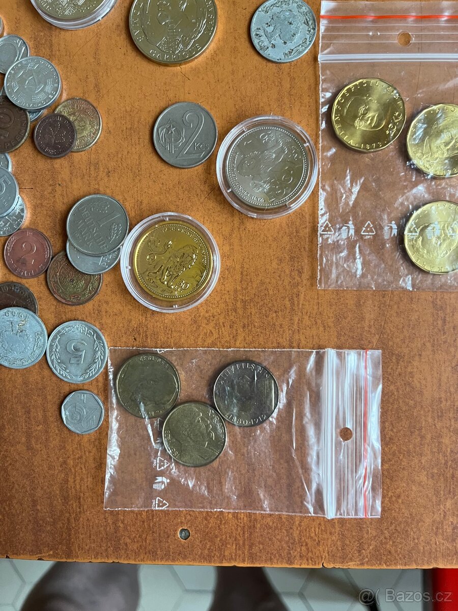 Různé mince - 5