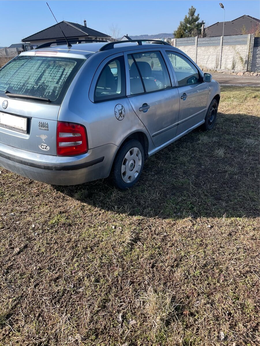 Škoda Fabia 1.9SDi, r.2003, klima - 5