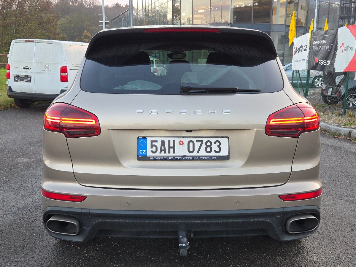 Porsche Cayenne 3.0D 193kw 1.majitel rok 2016 - 5