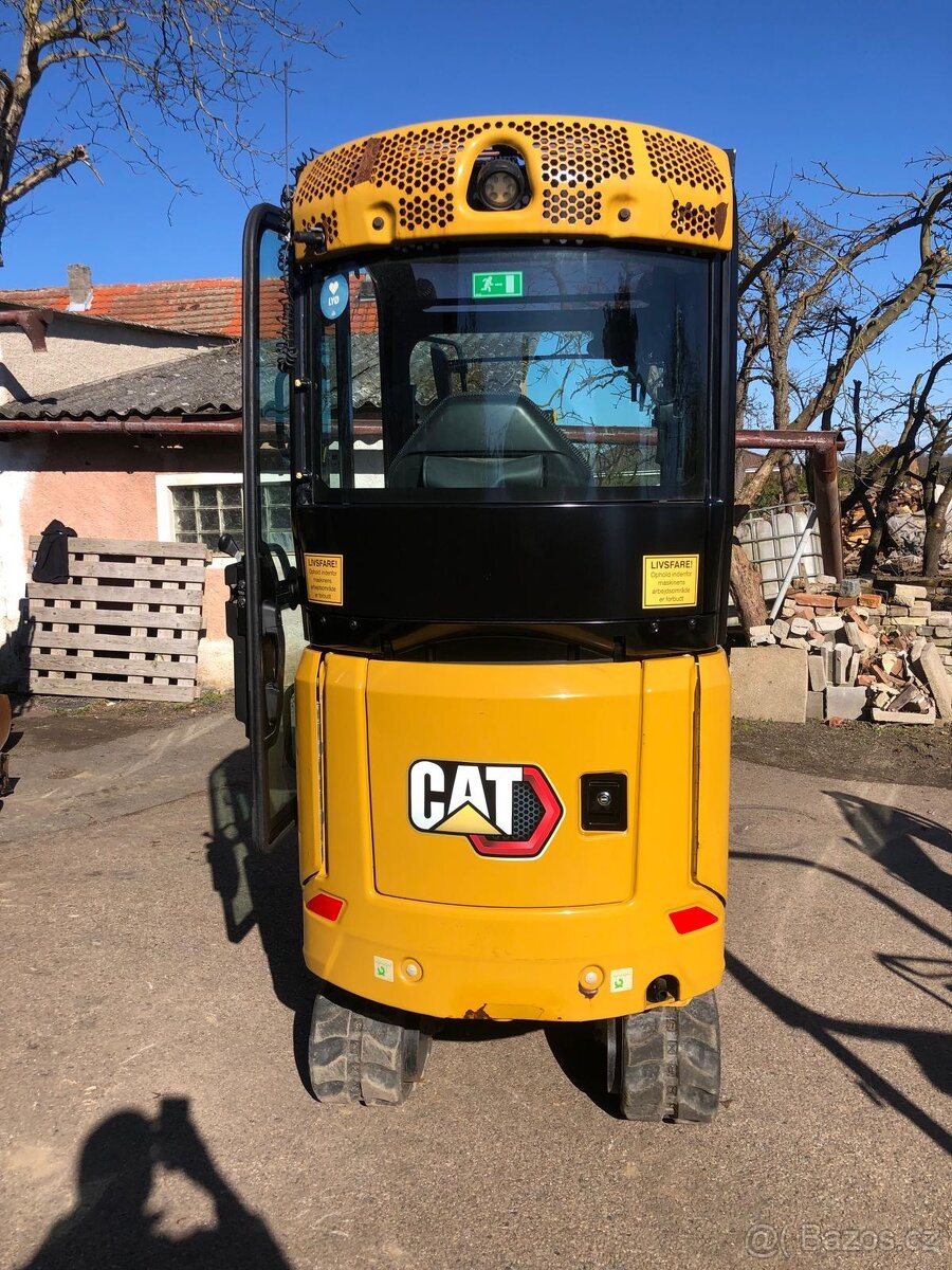 Caterpillar CAT 301.6 - 5