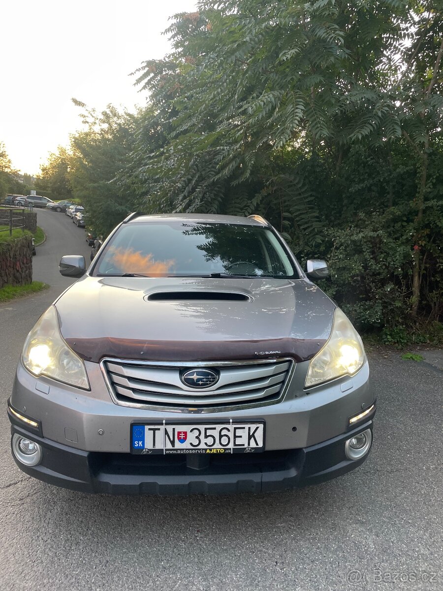 Subaru Outback 2010 - 5