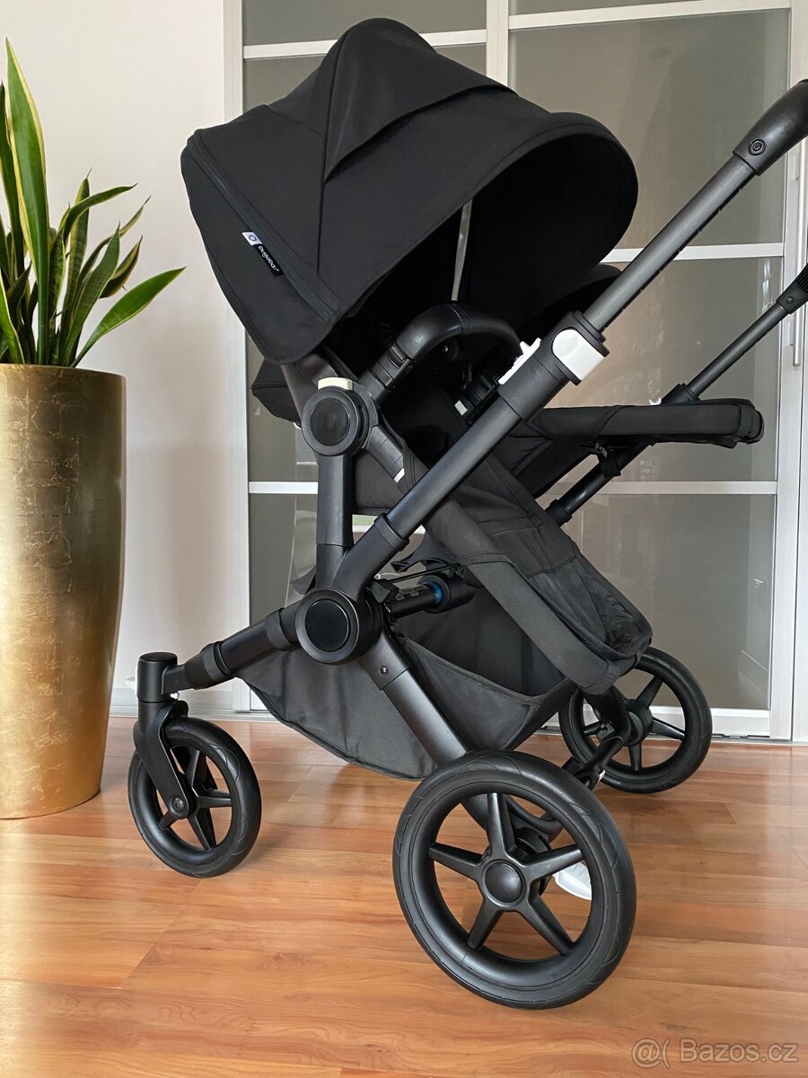 Bugaboo Dokey 5 TWIN all black + adaptér - 5