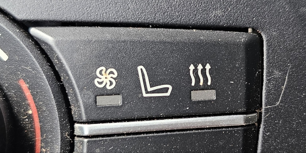 Bmw E70 sedačky - 5