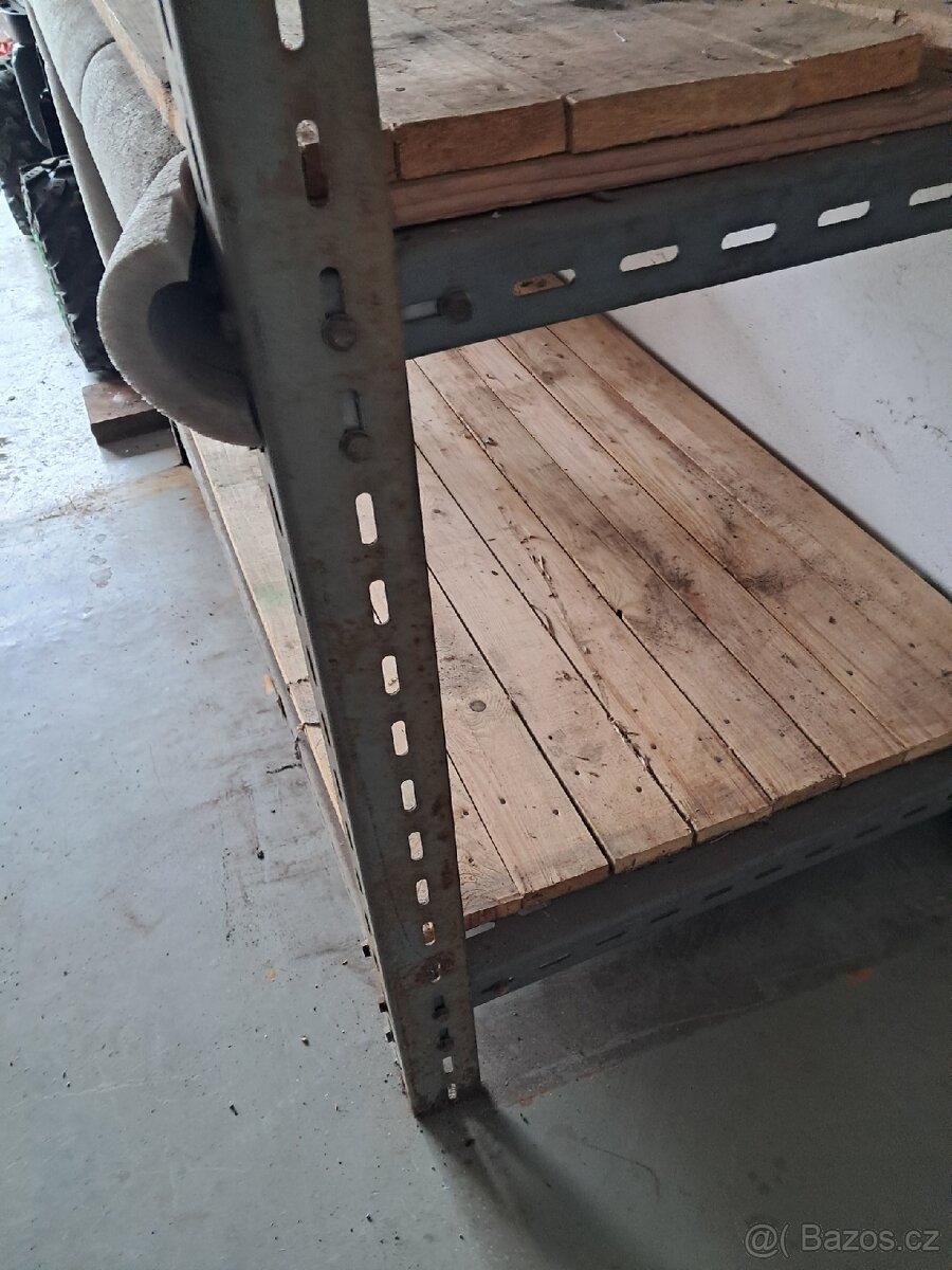 Kovový regál - 5