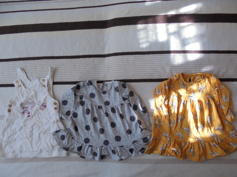 VELKÝ SET 44 KS DÍVČÍHO OBLEČENÍ VE VEL. 74 ZA SUPER CENU - 5