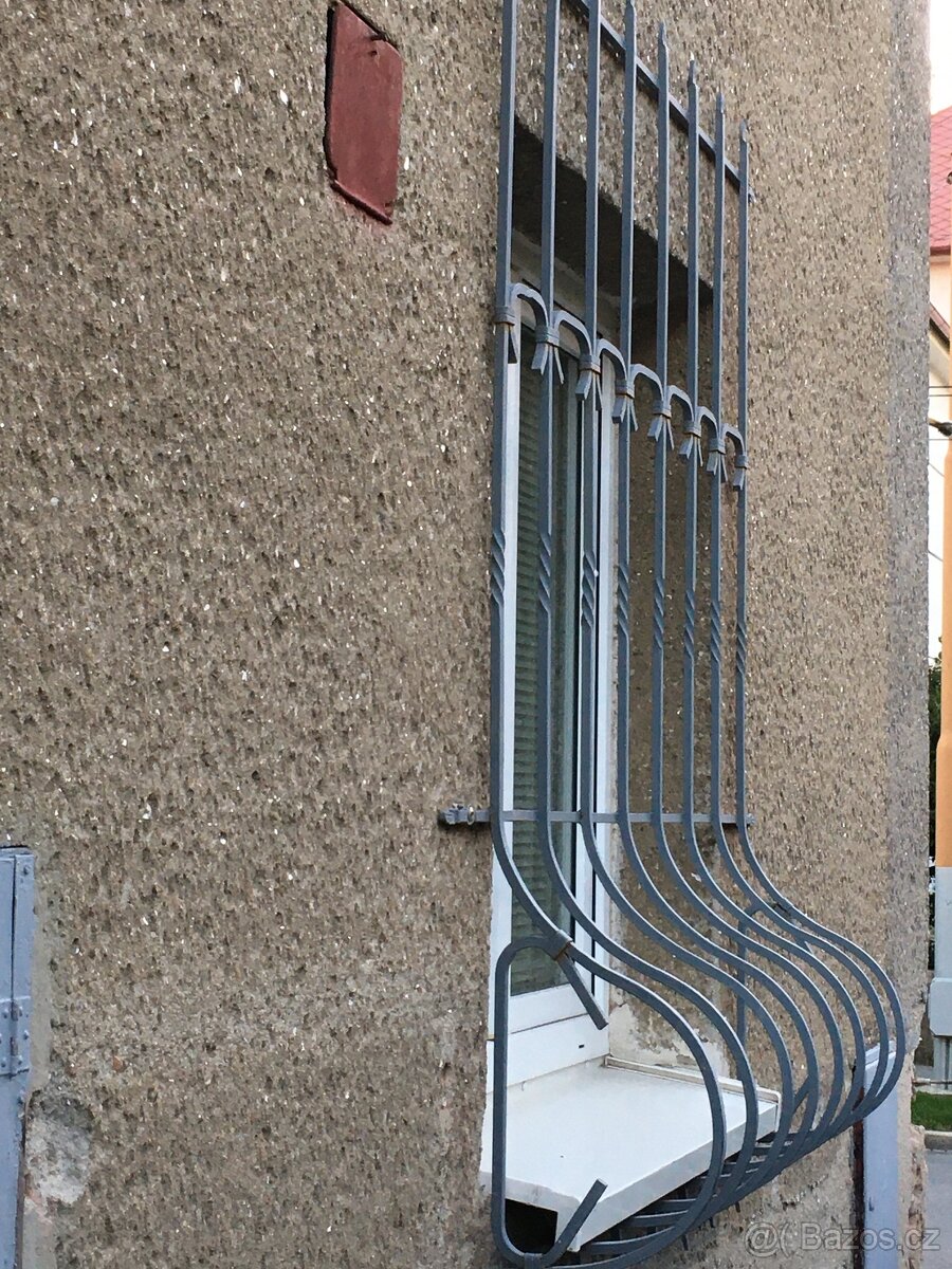 Ozdobné mříže na okno, bezpečnostní ochrana - 5