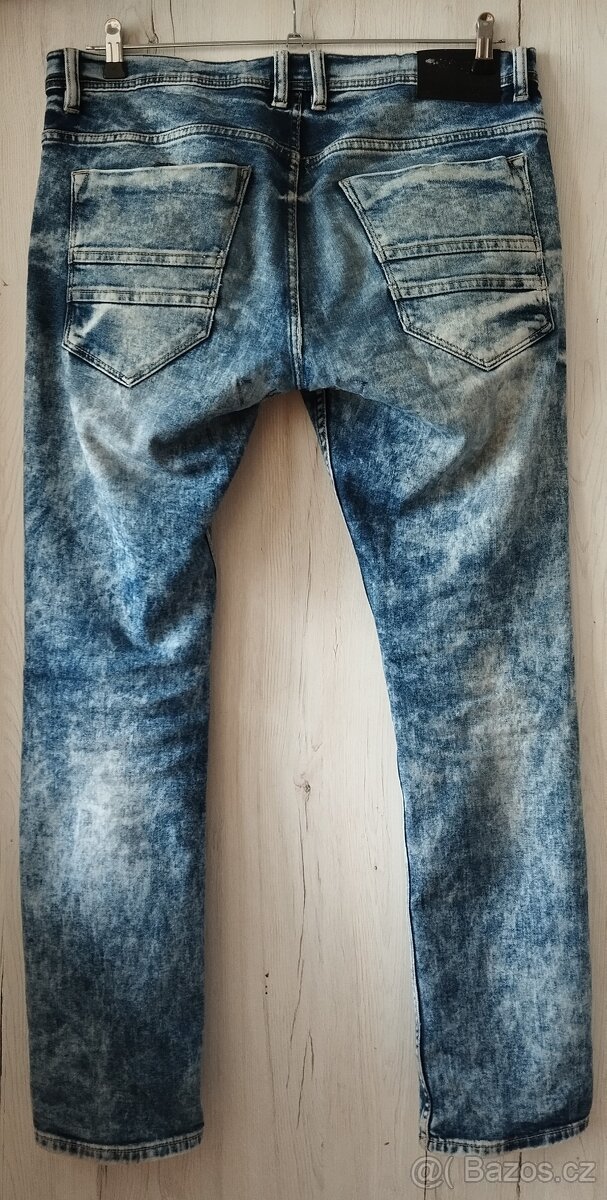 Košile vel. M (možno i s džíny) - 5