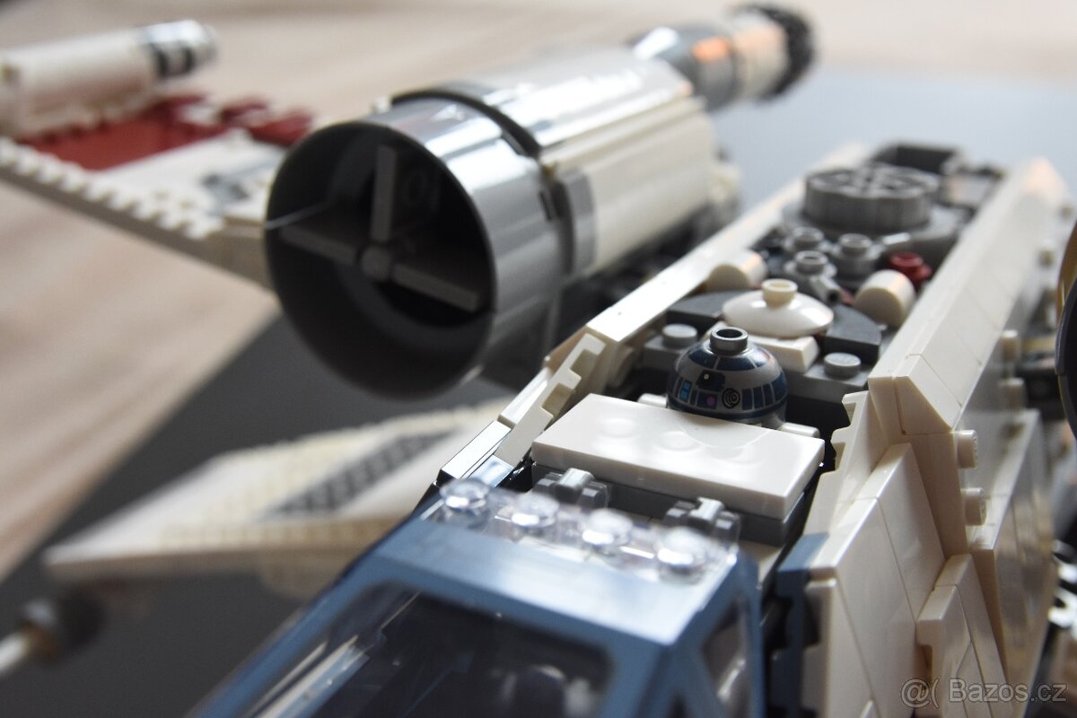 Lego Star Wars X-wing 75355 (UCS) - 5