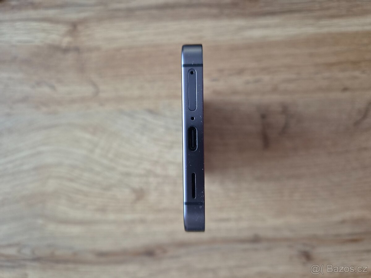 Prodám Samsung Galaxy S24 v záruce - 5