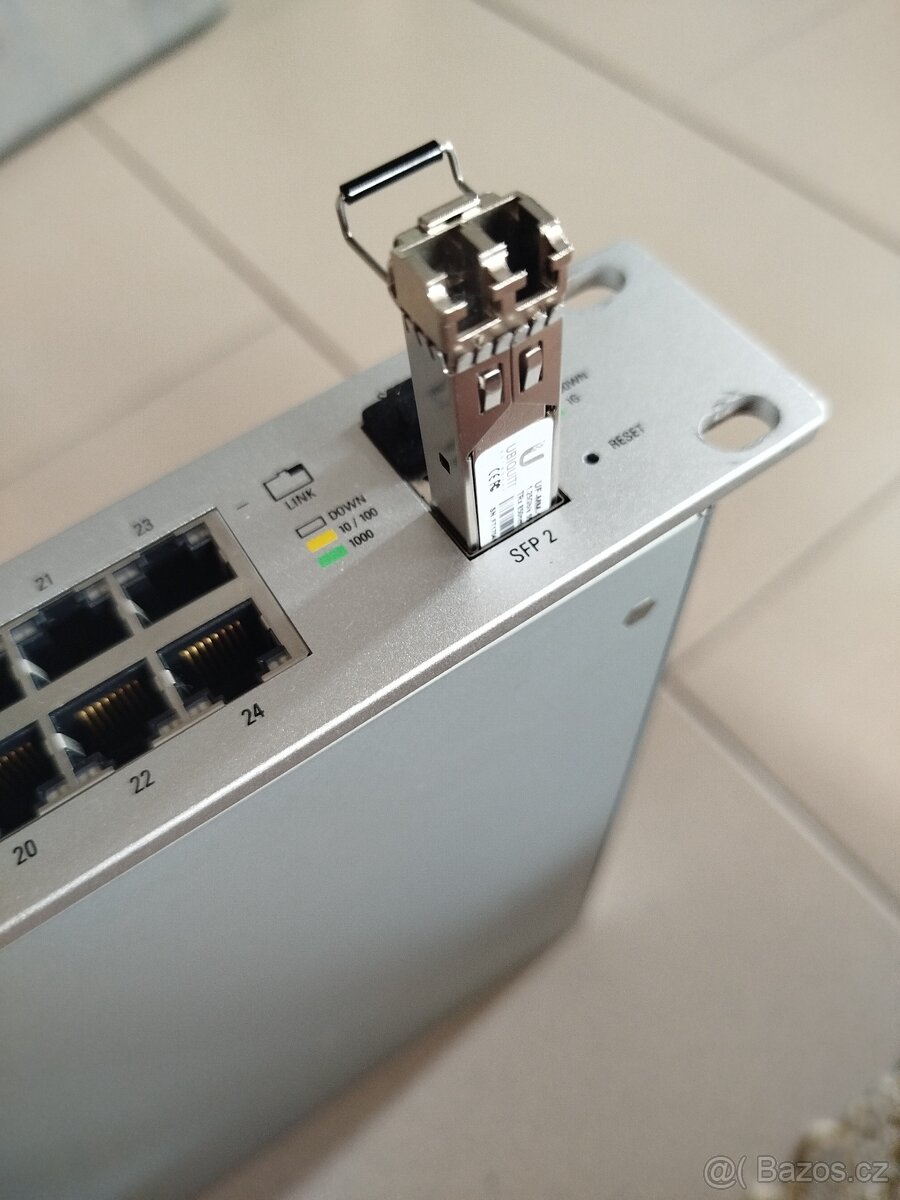UniFi SWITCH-24 500W - 5