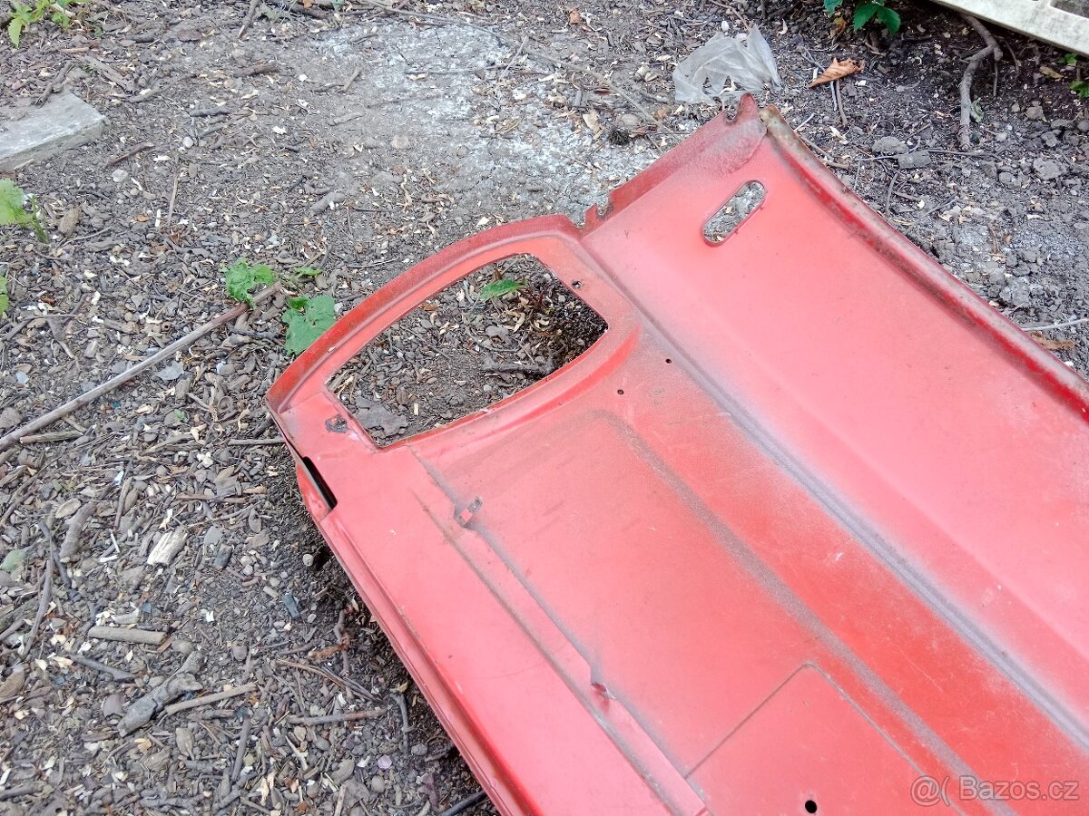 Škoda 120 L užovka - zadní čelo - 5