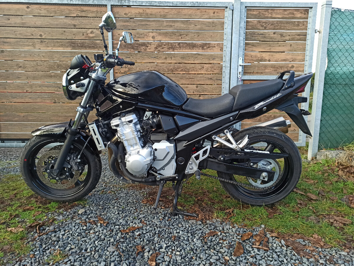 Suzuki GSF 650 Bandit R.V.2009 - 5