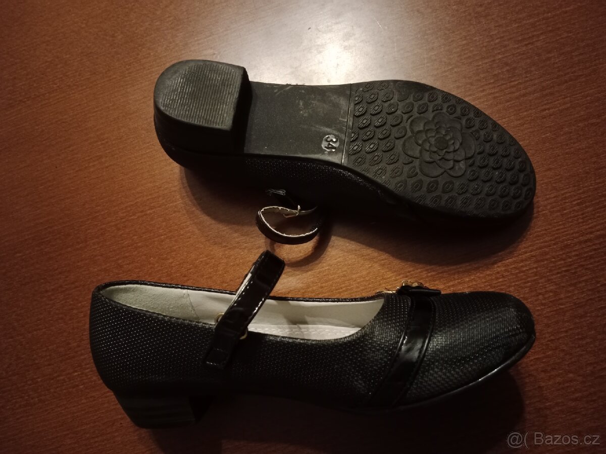 Dívčí střevíce v.34 - 5