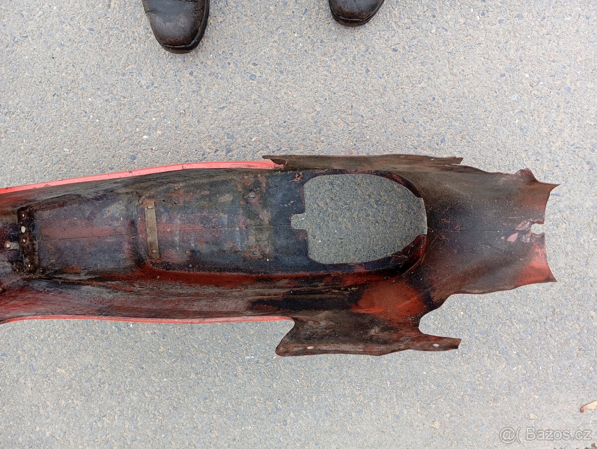 Podsedlový plech Jawa Pionýr - 5