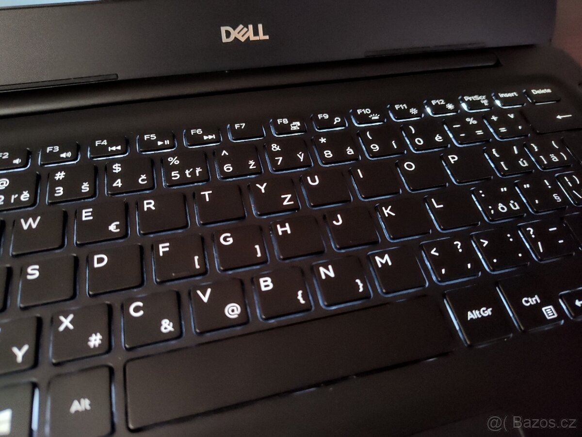 Kovový podsvícený Dell,i7-8gen,Nvidia,13", SSD. - 5