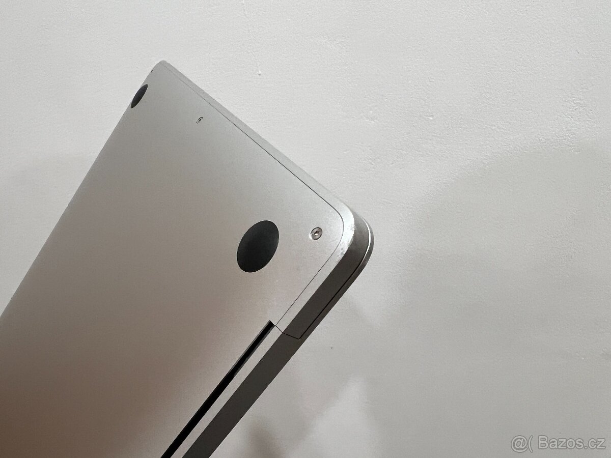 Macbook Air M1 8gb 256gb - Baterie 90%, Eng Klávesnice - 5