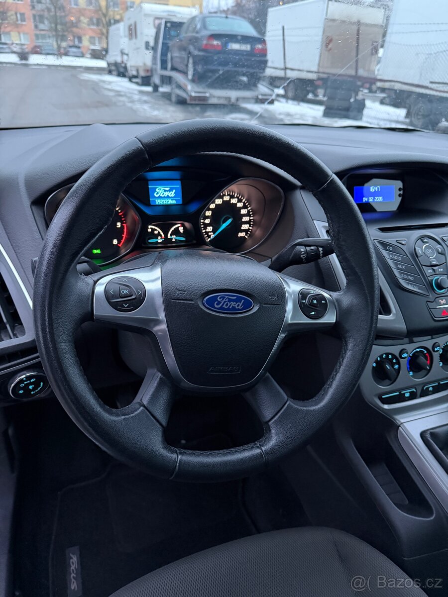 Ford Focus 1.6tdi manual - 5