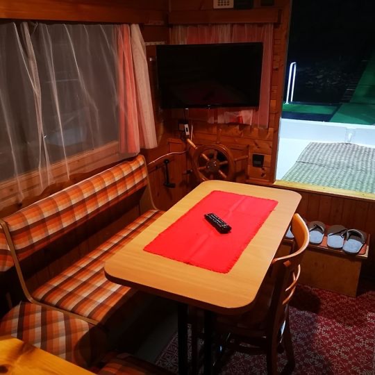 Pronájem hausbot Slapy - 5