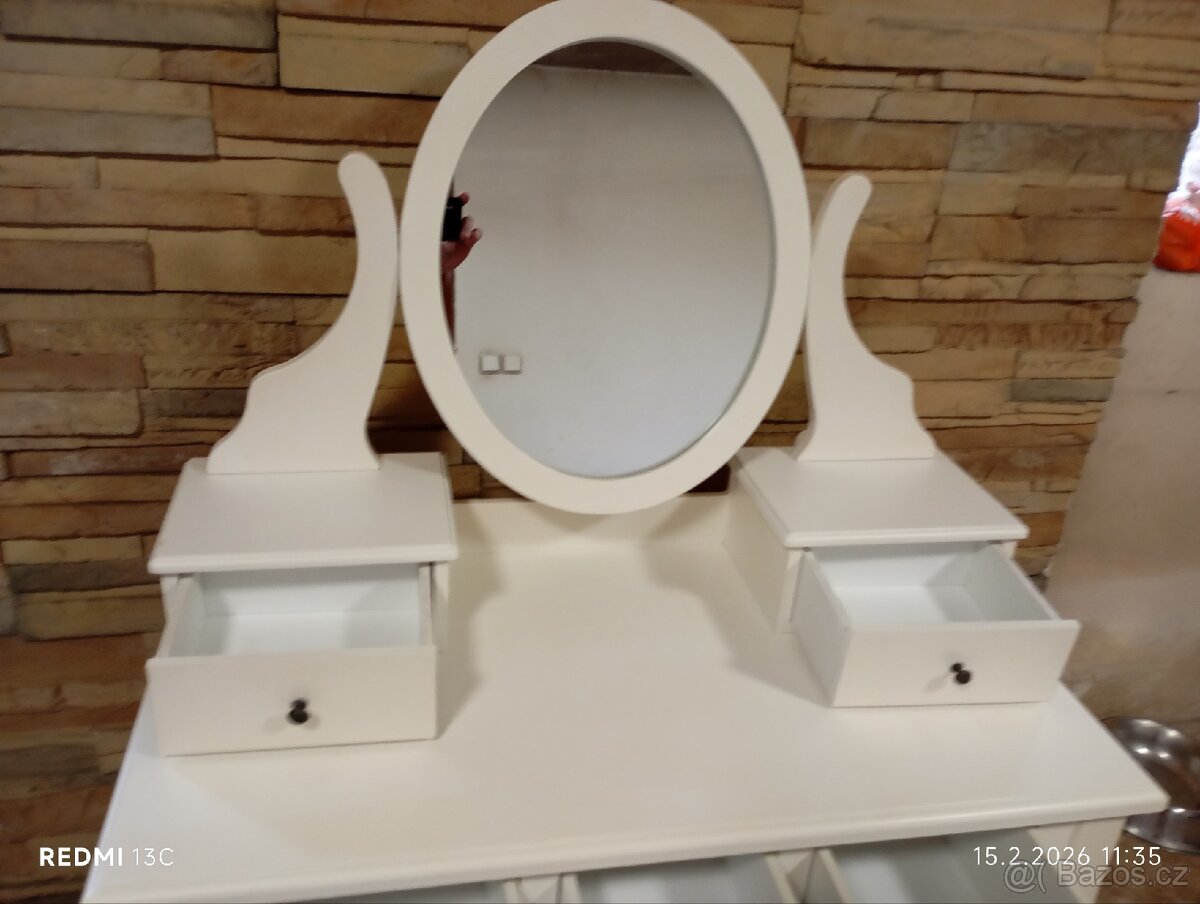 Toaletní stolek - 5