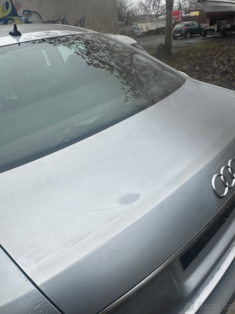 Audi a6 4F c6 dveře, capota - 5