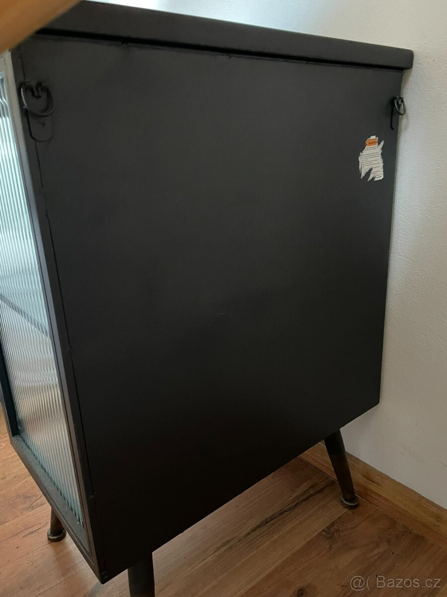 Skleněná industriální komoda Kare Design - 5