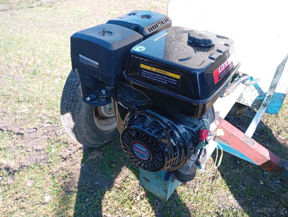 Minibagr a nakladač - 5