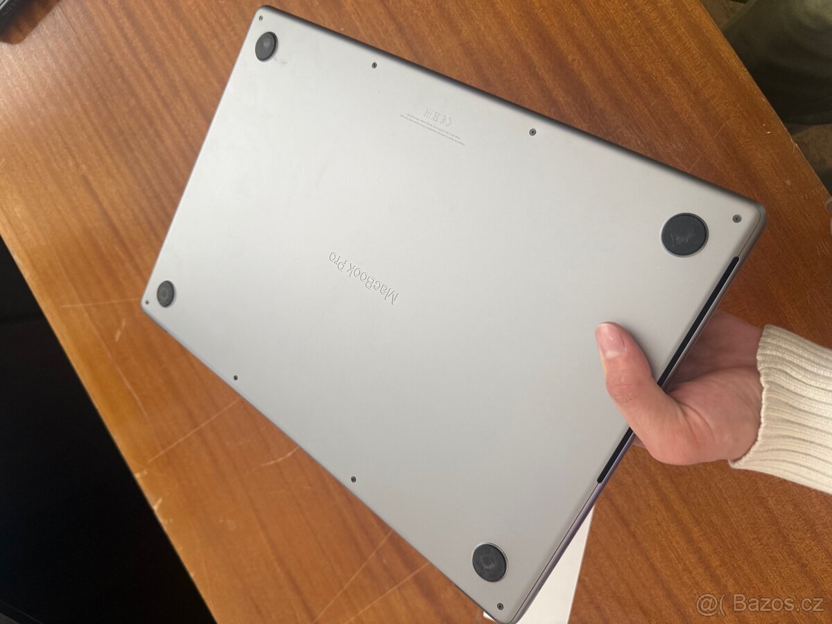 MacBook Pro 16, M1 Pro 2021 - 5