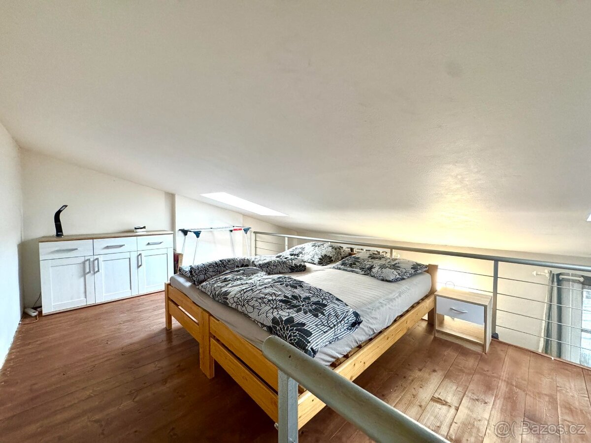 Pronájem bytu 2+kk, ul. Náves Svobody, Olomouc - 5