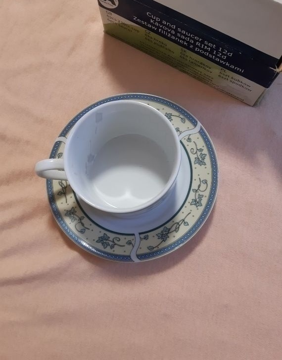 Kavova sada hrnicku a podsalku - 5