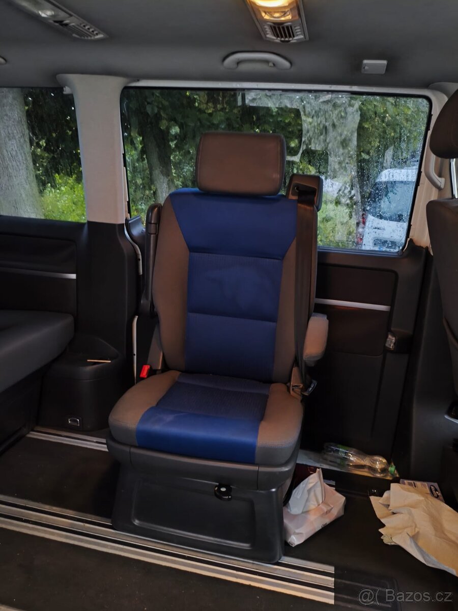 Volkswagen Transporter - 5