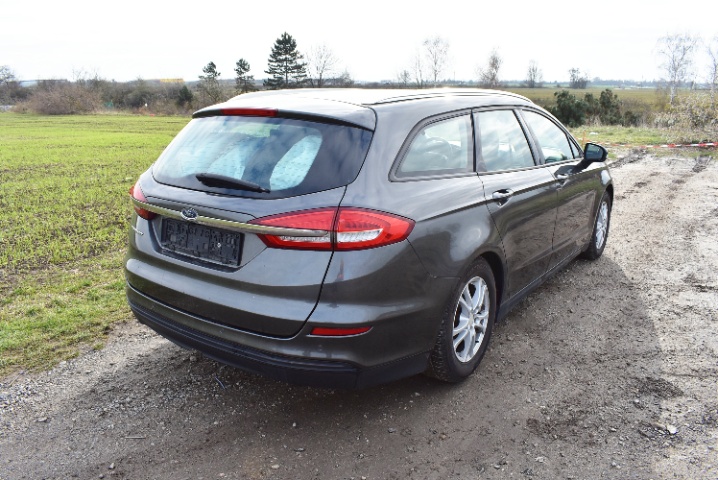 FORD MONDEO 2,0 TDCI, TITANIUM, TAŽNÉ, SERVISKA,TOP - 5