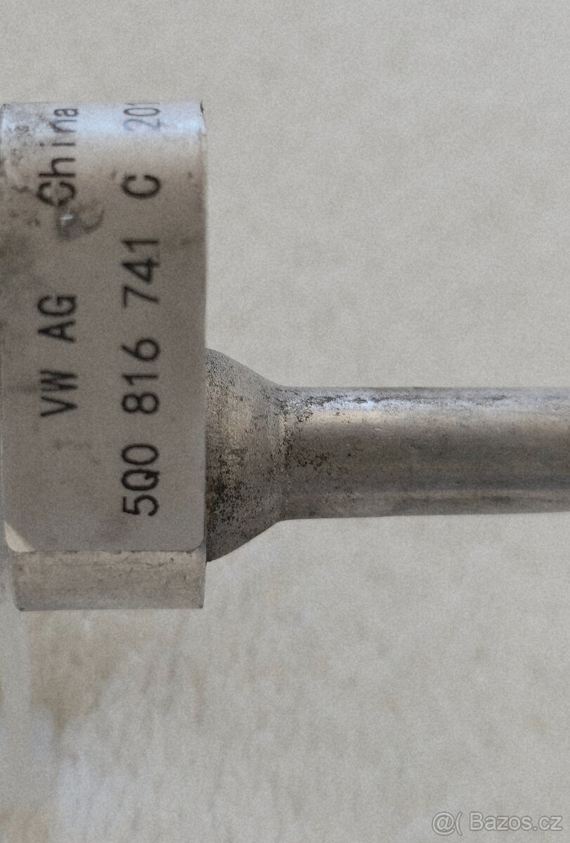 Hadice trubka klimatizace Golf 7 VII 5Q0816741C - 5