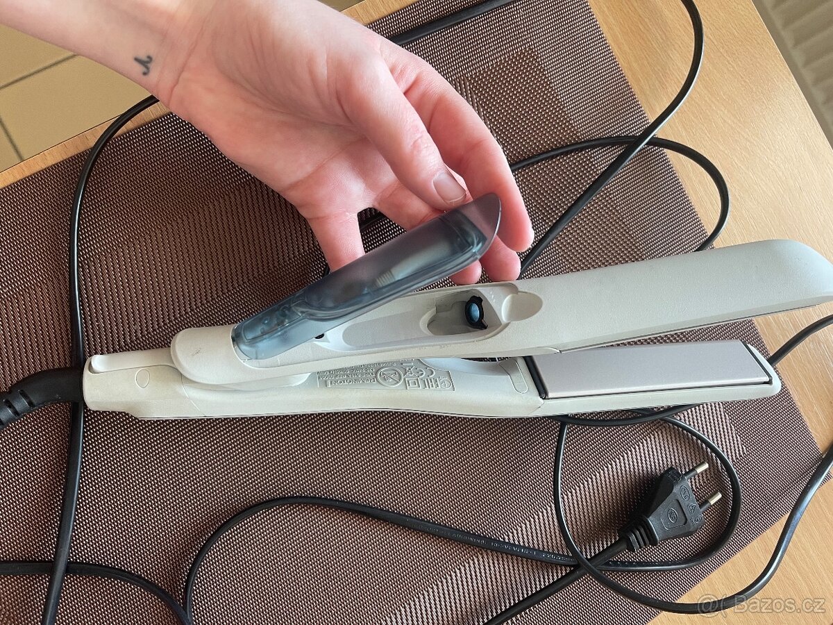 Žehlička na vlasy - 5