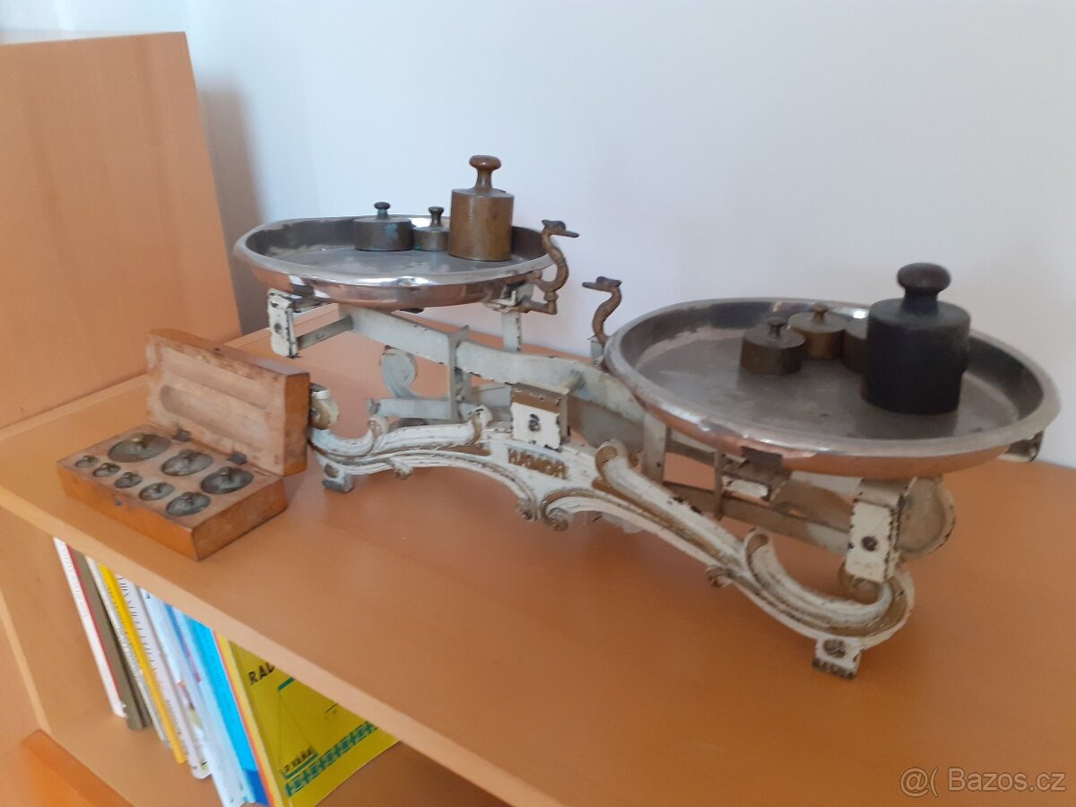 Prodáme staré váhy se závažím - 5