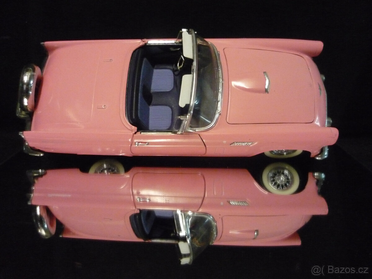 Ford Thunderbird Revell 1/18 - 5