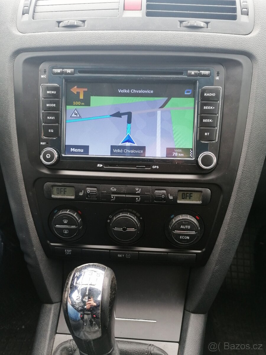 Rámeček rádia Octavia 2 před facelift 2004-2009 - 5