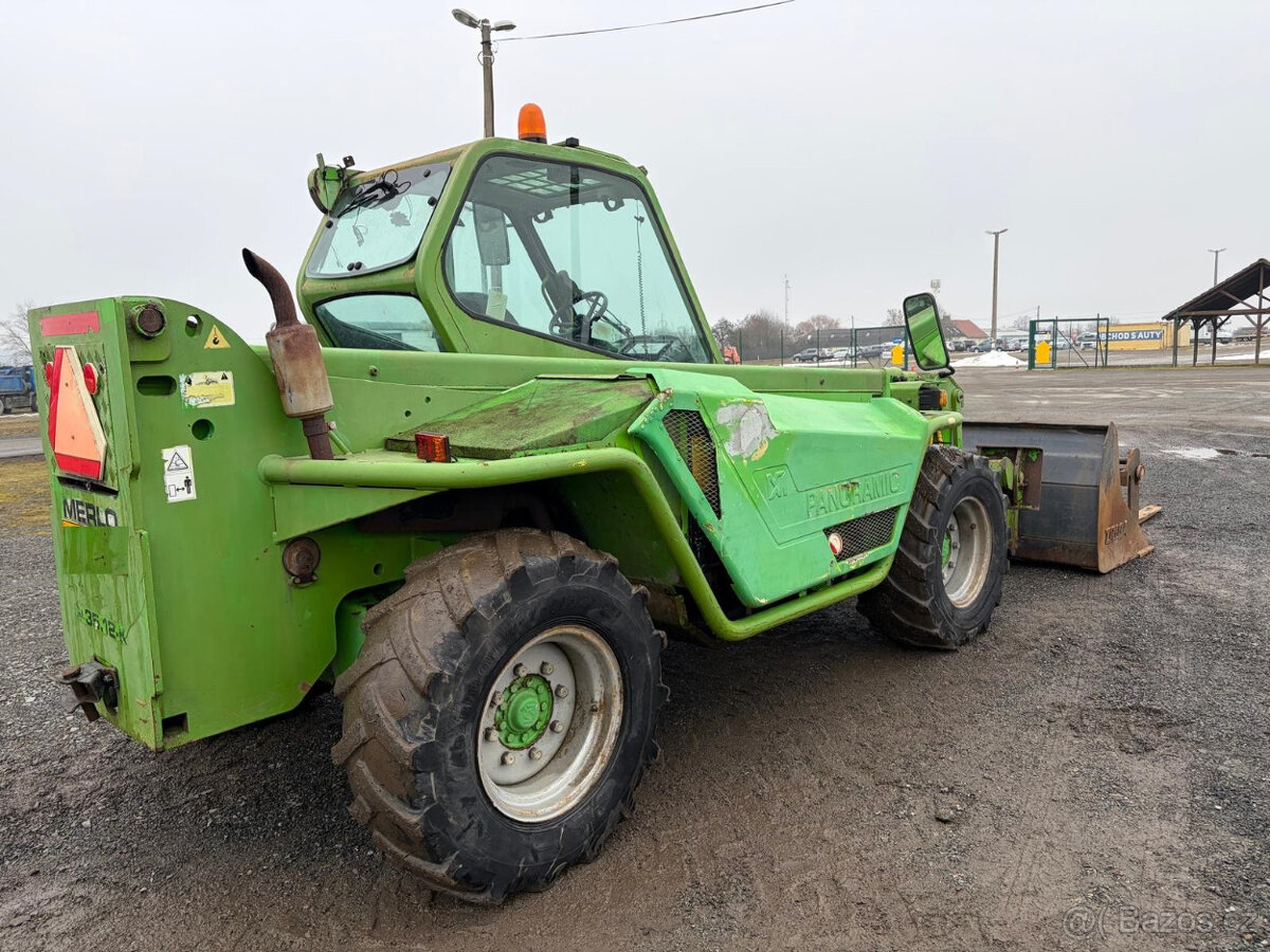 Teleskopický manipulátor MERLO P 35.12K, R.V. 2004 - 5