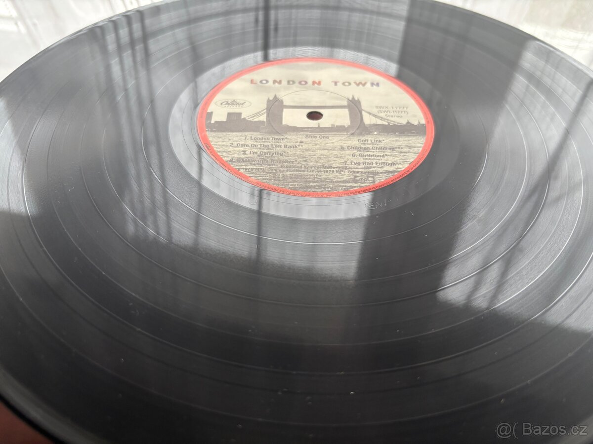 Wings — London Town. LP - 5