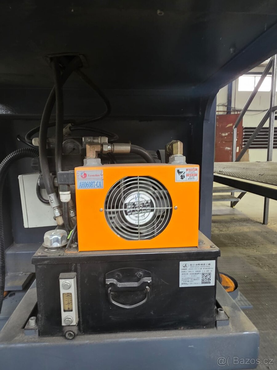 Pomaluběžící drtič - SINGLE SHAFT WT SHREDDER WT3080 30KW - 5