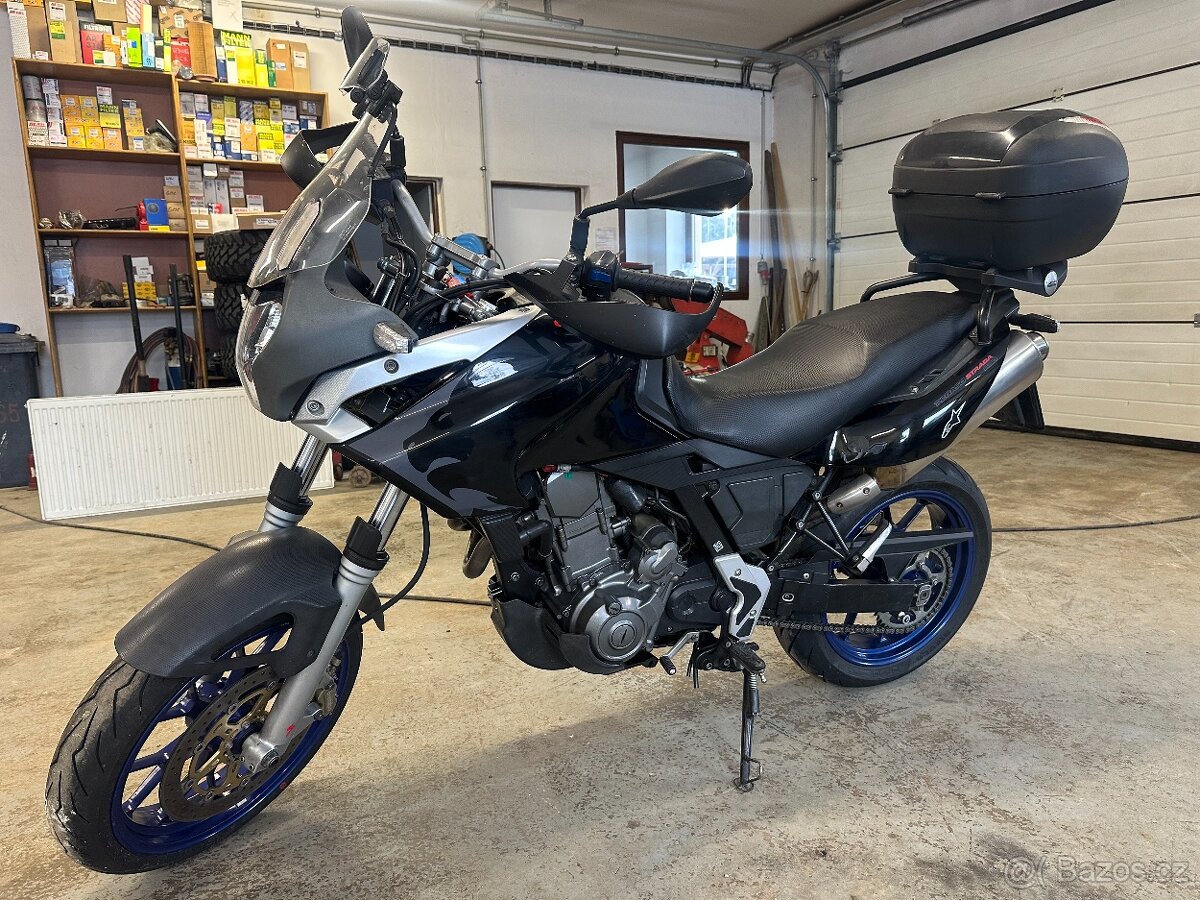Aprilia Pegaso 650 Strada