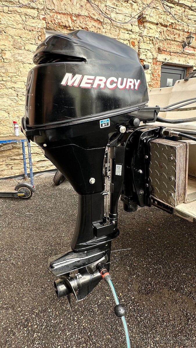 Bayliner Capri 2250 - 5