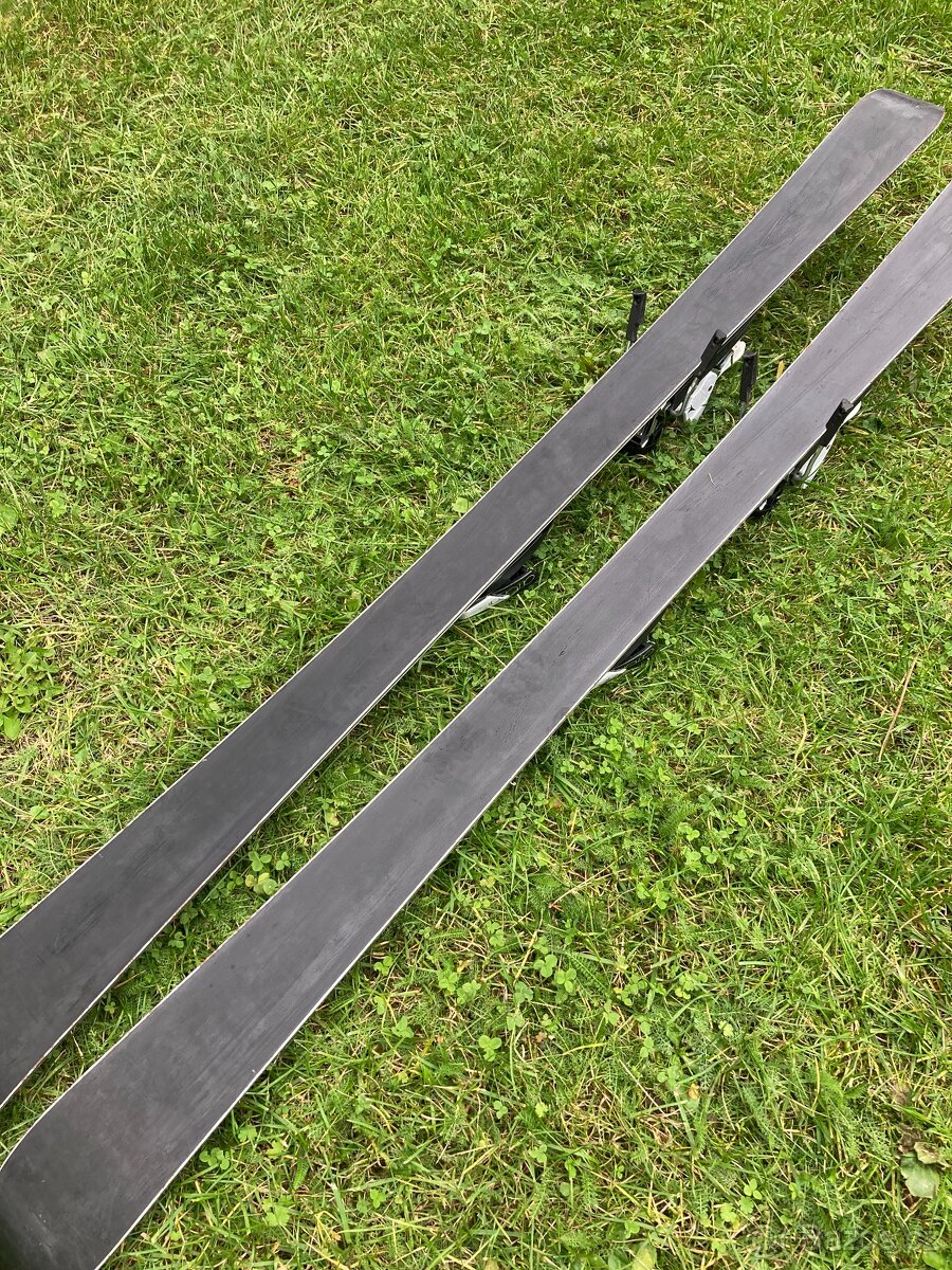 Carvingové dámské lyže ATOMIC CLOUD- 151 cm - 5