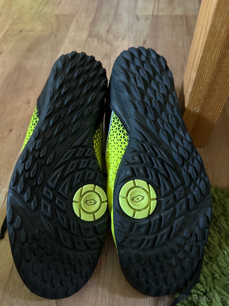 Kopačky LOTTO vel.40 - 5