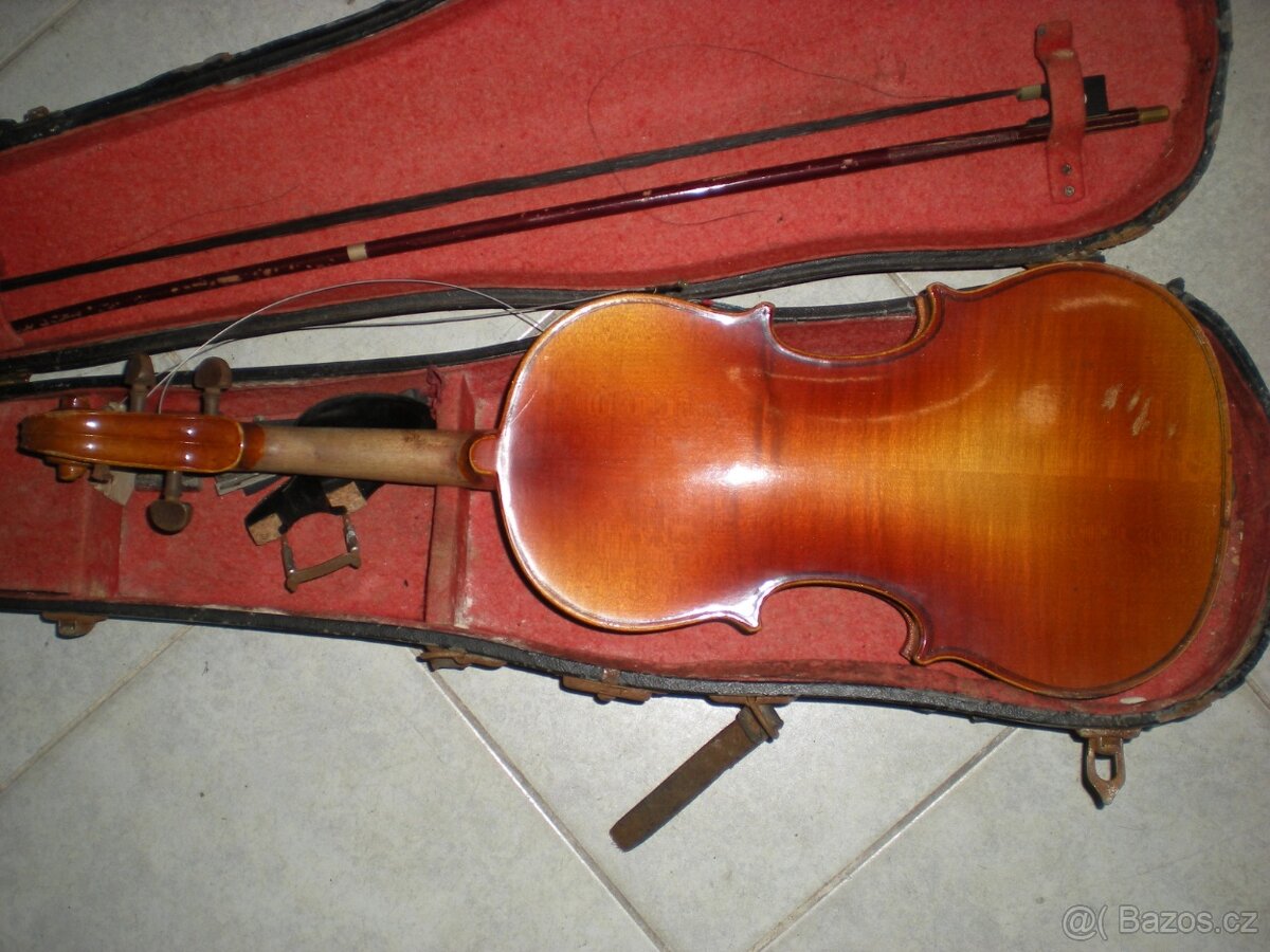 housle+ el.kytara+12tistrunna kytara - 5