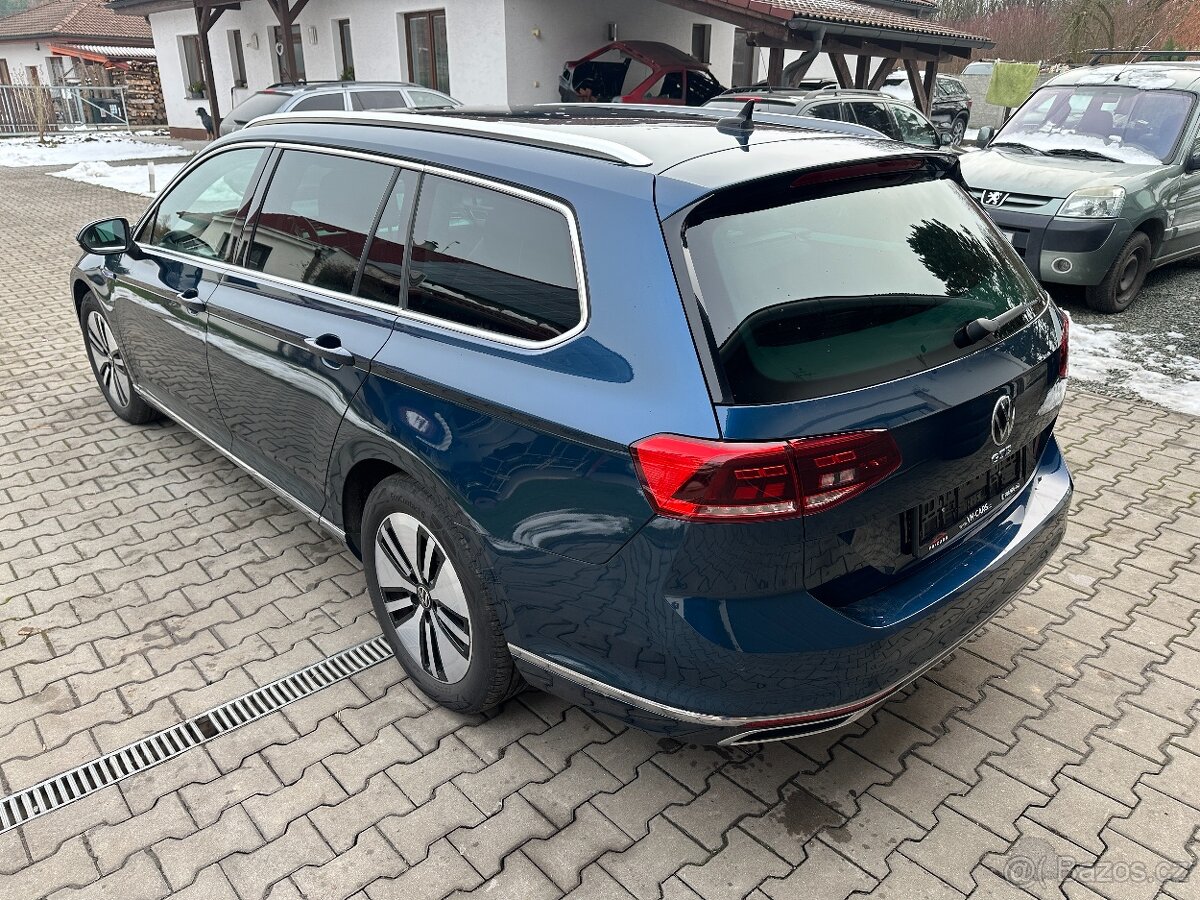 VW PASSAT HYBRID 1,4 GTE DSG , DPH, Virtuální cocpit - 5