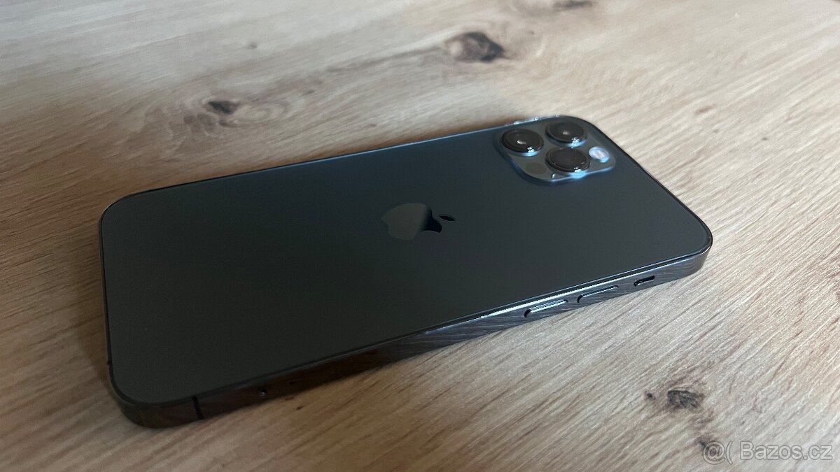 Apple iPhone 12 Pro 256GB, příslušenství, 5900Kč - 5