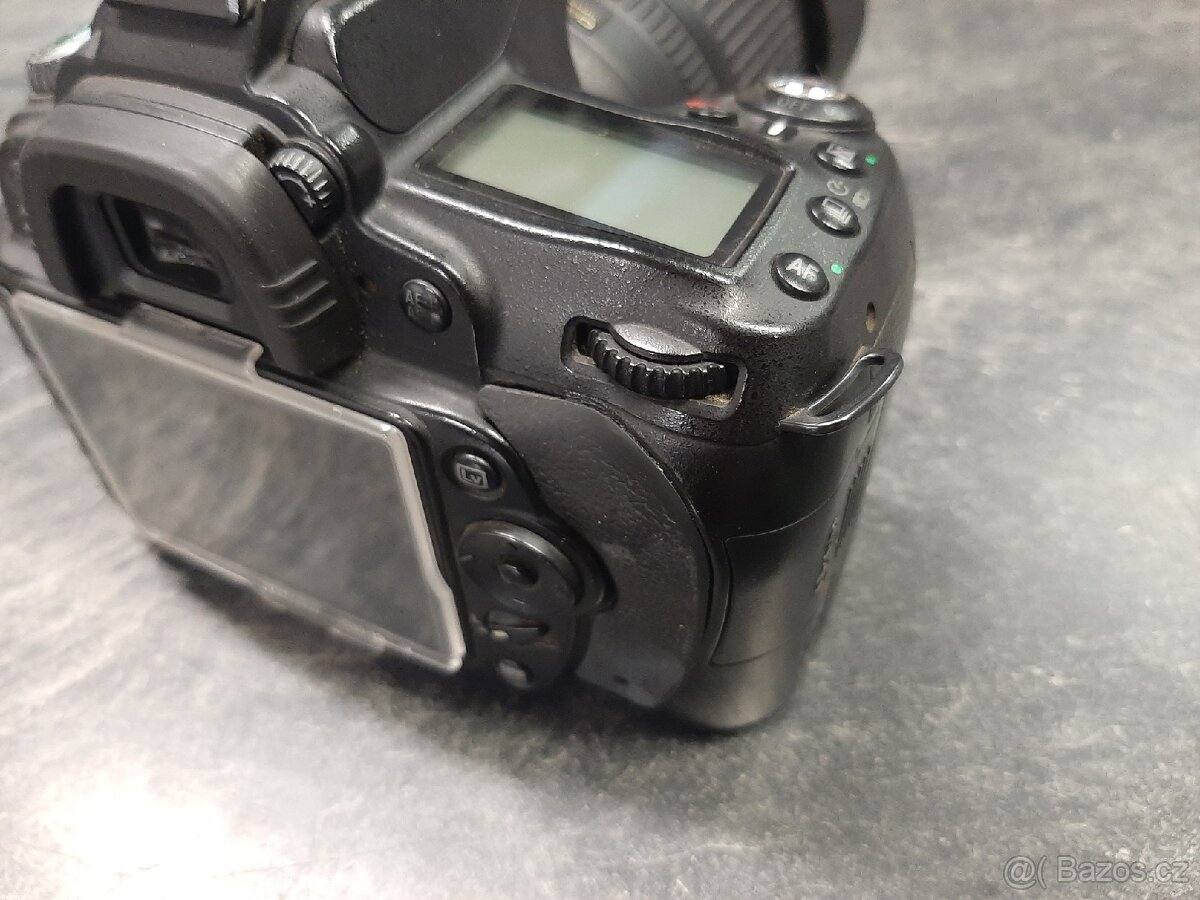 Zrcadlovka Nikon D90 + objektiv Nikon VR18-105 ed - 5