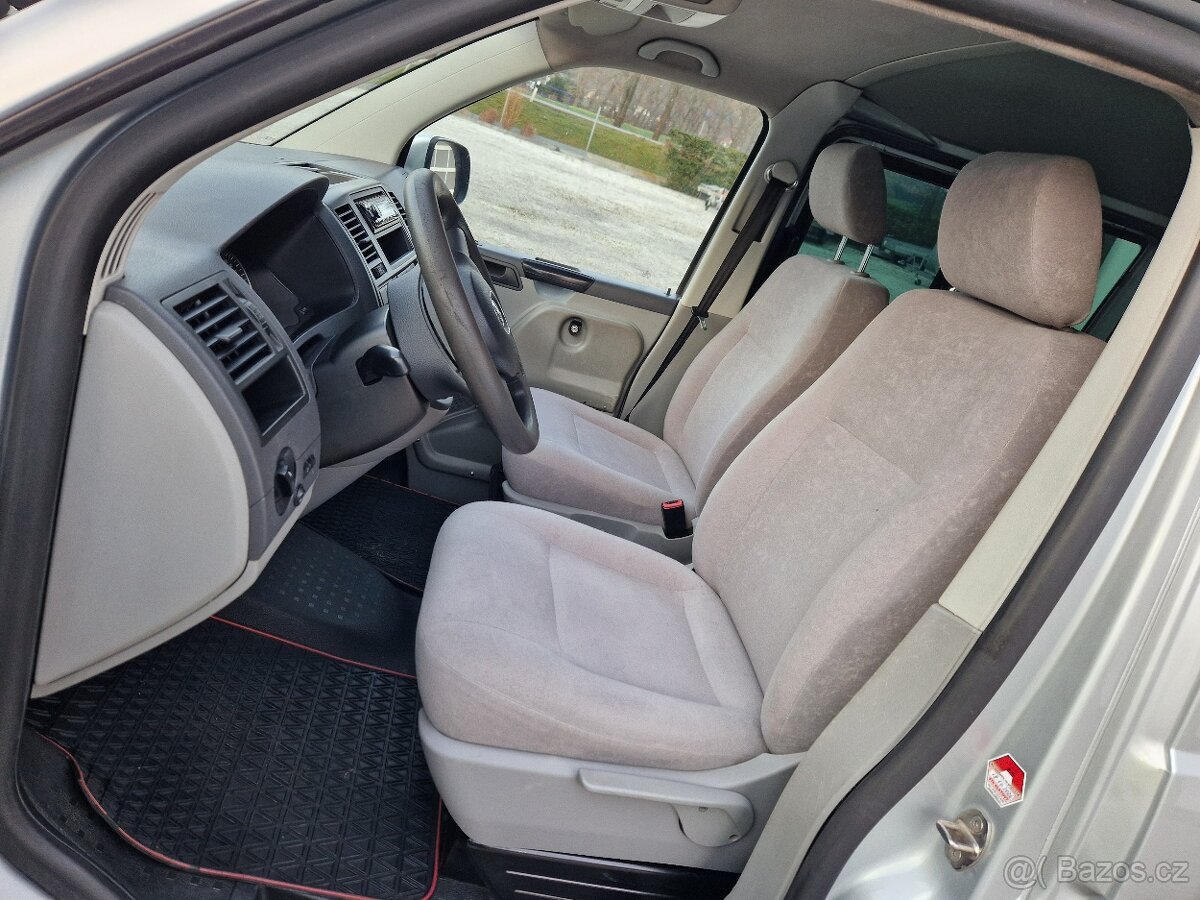 VW Transporter Long 2.0 TDi 103 kW DSG až 9 míst - 5