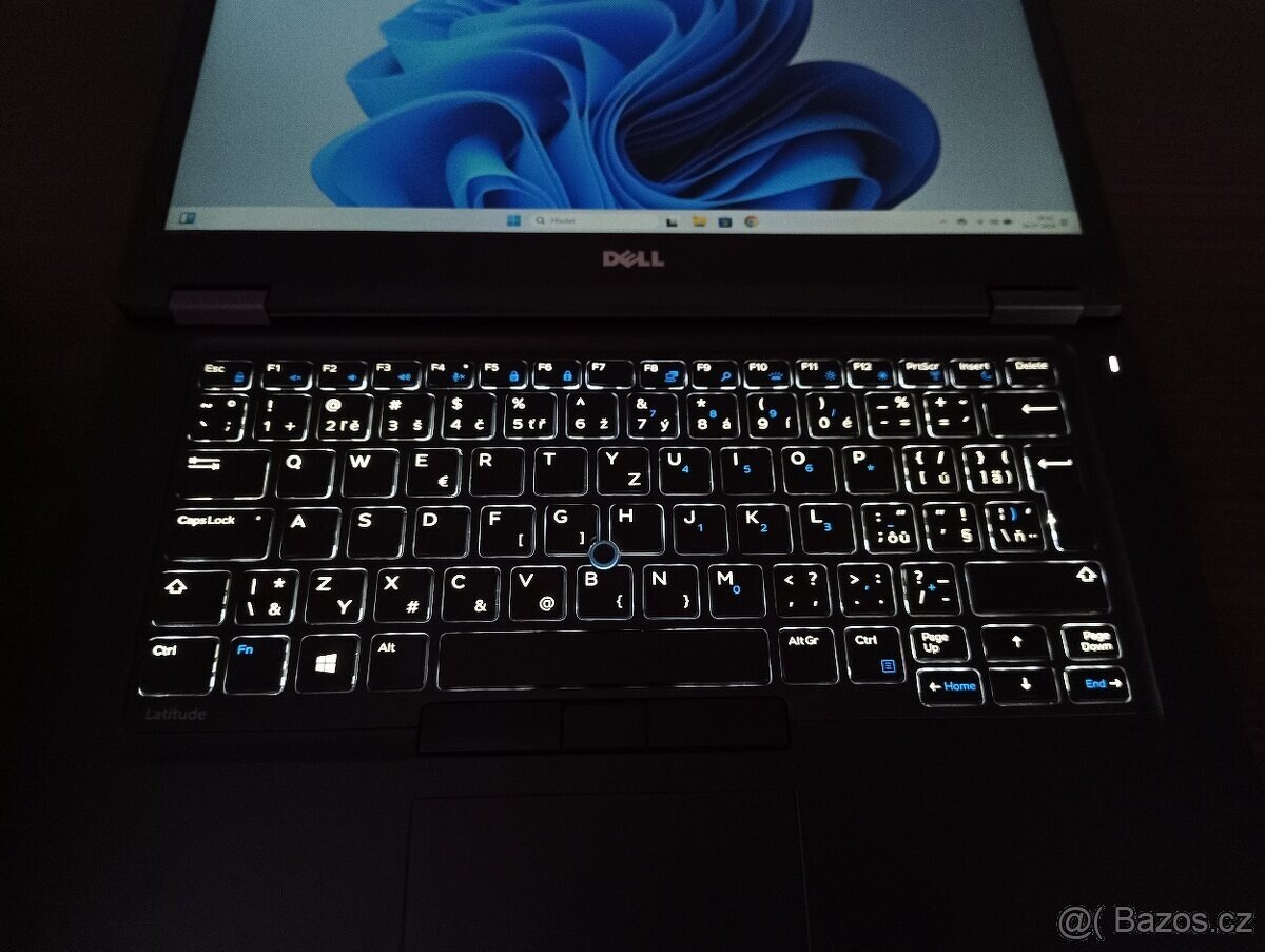 podsvícený Dell 5480, intel-4core-7gen-3,8GHz,Nvidia,FHD IPS - 5