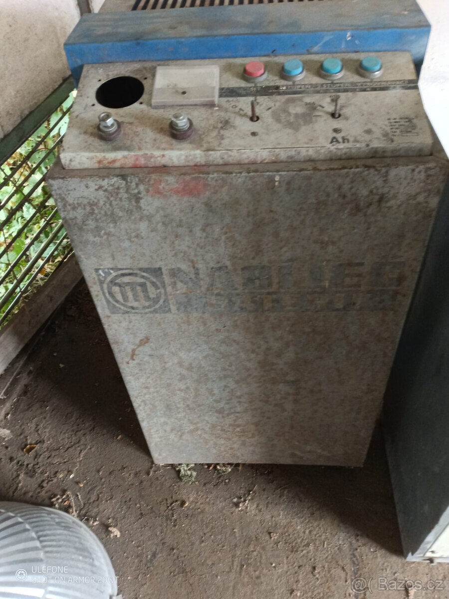 Nabíječka vysokozdvižných vozíků - 5